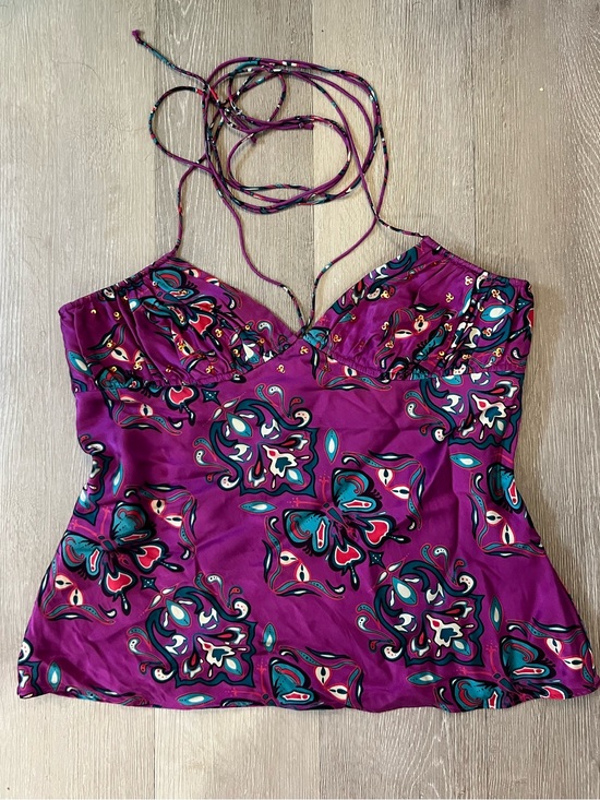 Laundry By Shelli Segal Tops - Laundry By Shelli Segal 100% Satin Paisley Butterfly Halter Top with Sequins